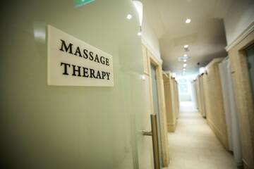 Фото номера Special Offer - BalneoTherapy -Double Отель Grand Hotel Minerva Resort &amp; SPA г. Бэиле-Еркулане 12