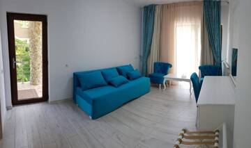 Фото номера Апартаменты Отель Hotel Holiday Maria г. Бэиле-Еркулане 4