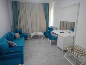 Фото номера Апартаменты Отель Hotel Holiday Maria г. Бэиле-Еркулане 5